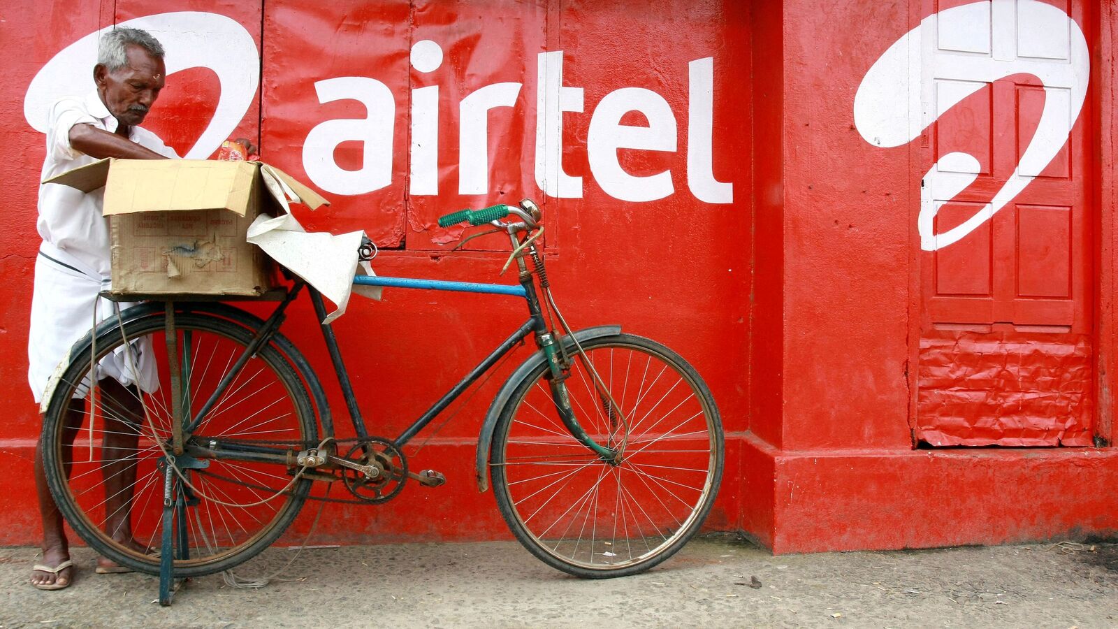 Bharti Airtel market cap nears ₹10 lakh crore mark, adds ₹3.7 lakh crore in 2024 alone