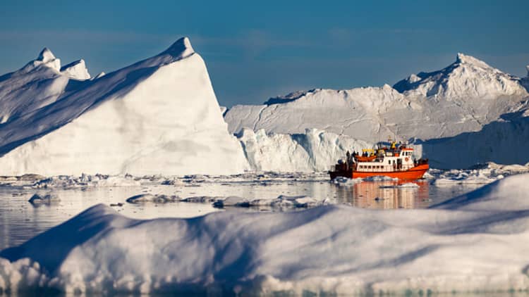 Greenland caught between the US, Denmark and independence in election