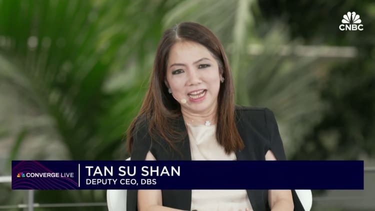 Companies should resist pressures, stick to ESG commitments: DBS’ Tan